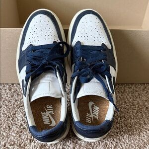 Nike Air Jordan Elevate Low in Navy